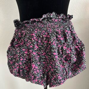 Floral Pink and Black Women's Shorts